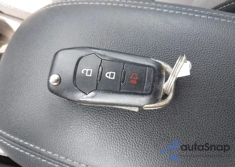 2020 Ford Escape S z USA, uszkodzony, nr VIN 1FMCU0F65LUC54521